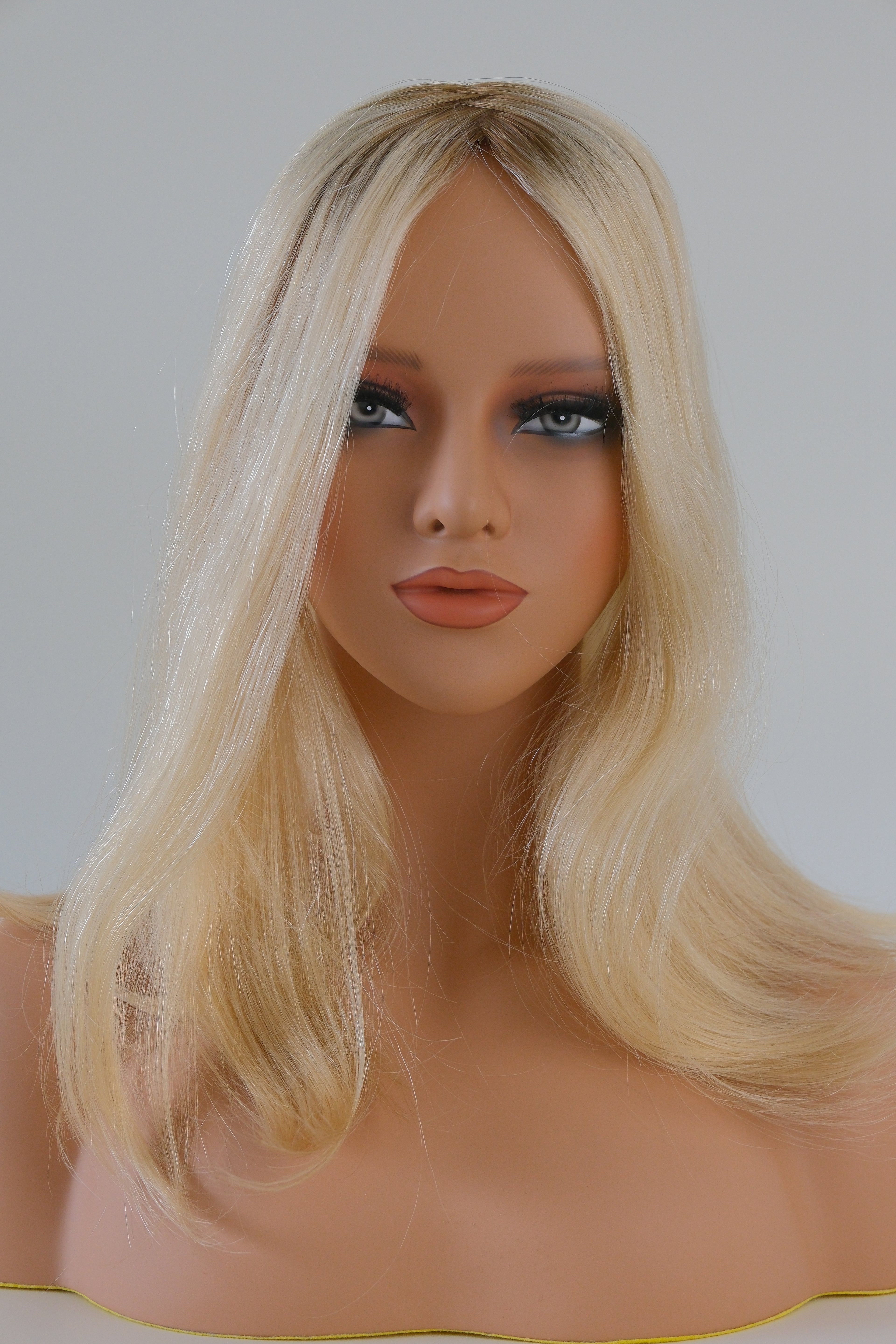 SilkCraft Wigs | Injection Poly Lace Wig | 6"x6.5" Center Crown | 120% Density | 16" & 18" Straight
