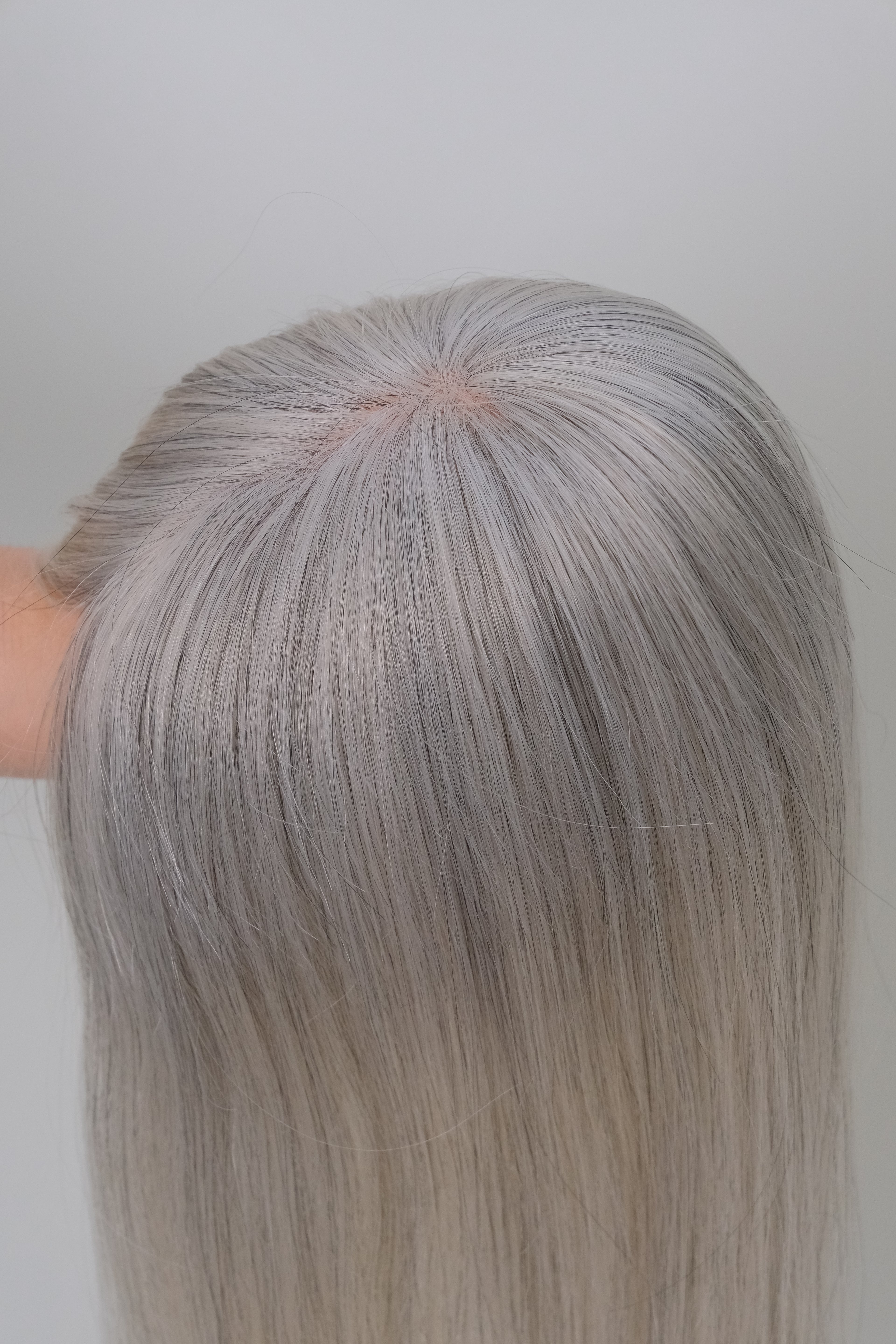 SilkCraft Wigs | 3×5″ Mono Top Hair Topper | Salt & Pepper Blend (90% White + 10% Black) | Brazilian Hair | 10″-14″ Straight