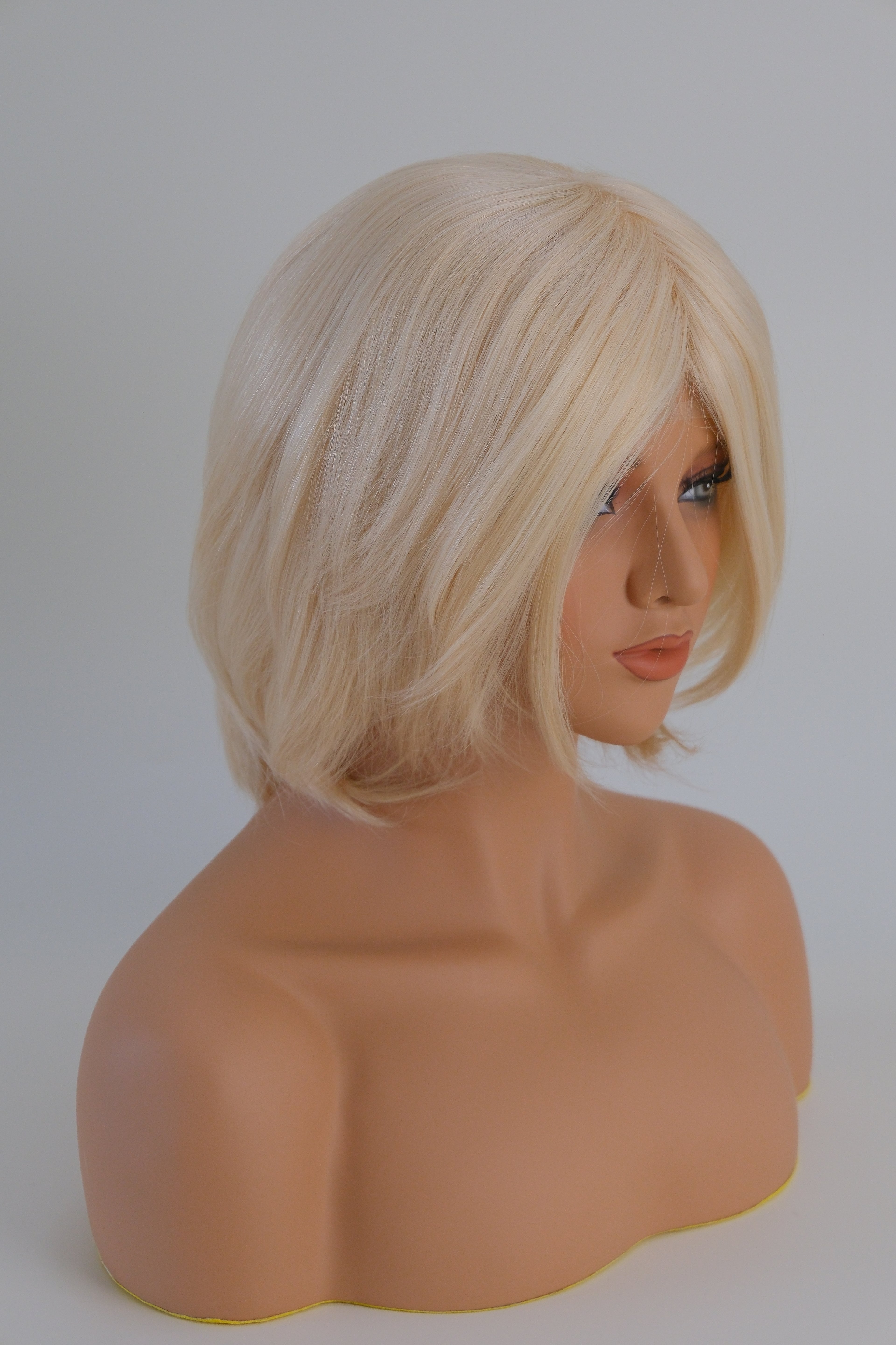 SilkCraft Wigs | European Virgin Hair Wig | French Lace Front & Fine Mono Top | 6″ Bob | Medium Cap | 120% Density