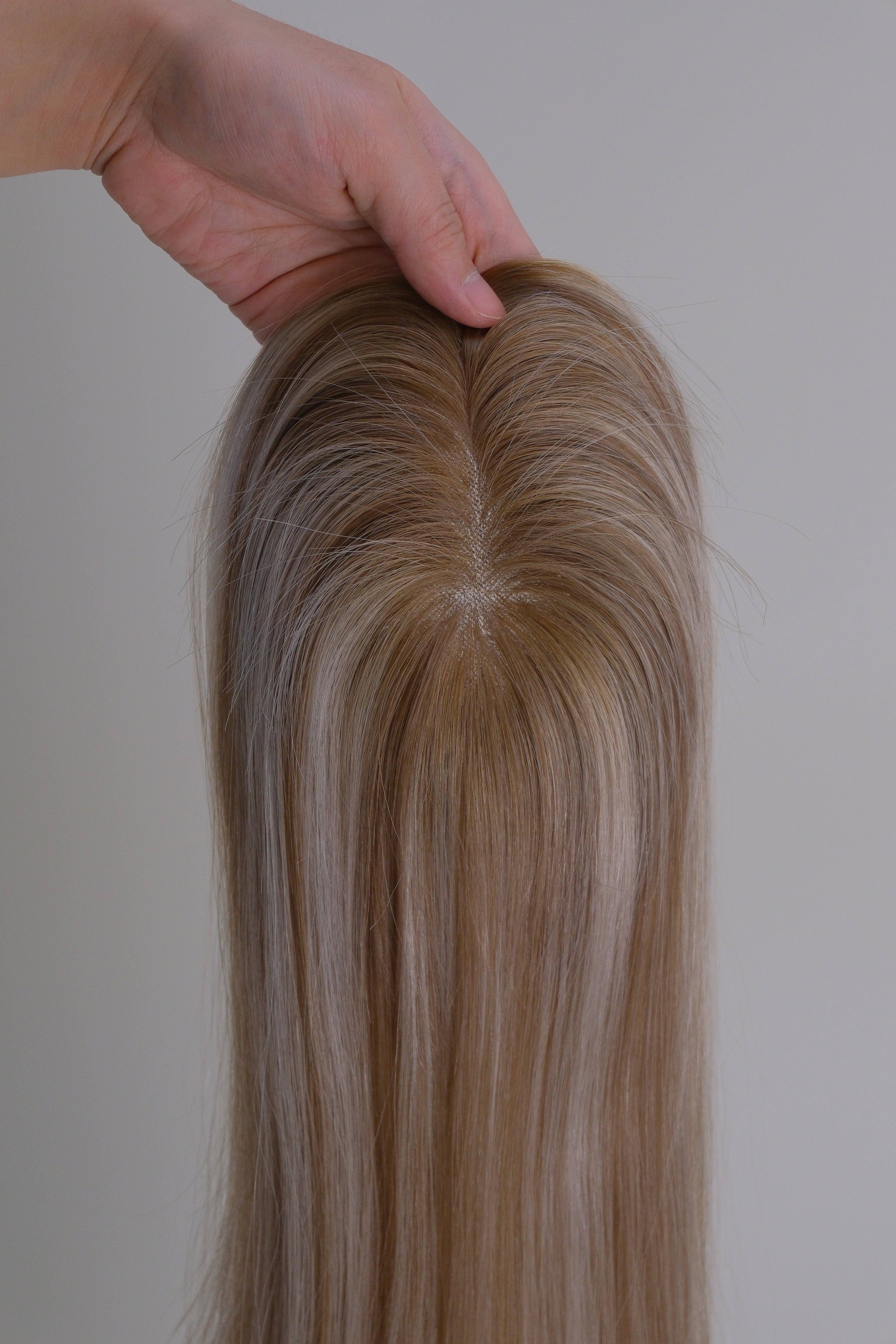 SilkCraft Wigs | 3×5″ Mono Top Topper w/ Caramel & Frosted Highlights | 130% Density | 12″-16″ Straight | A-Line Cut