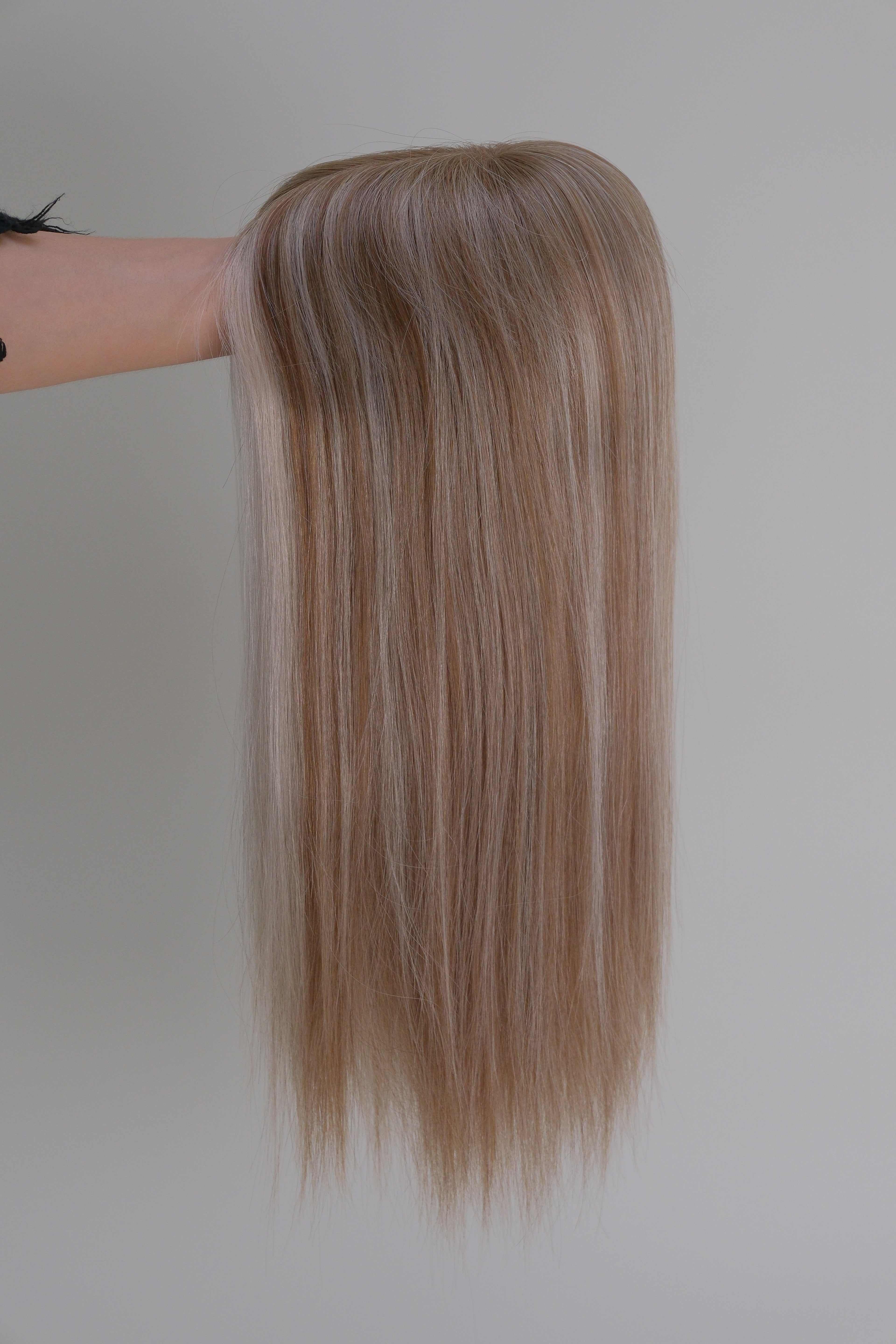 SilkCraft | 5.5″x6″ Iono Top Hair Topper | Ash Brown & Gray Blend | 100% Human Hair | 12″-16″ Straight