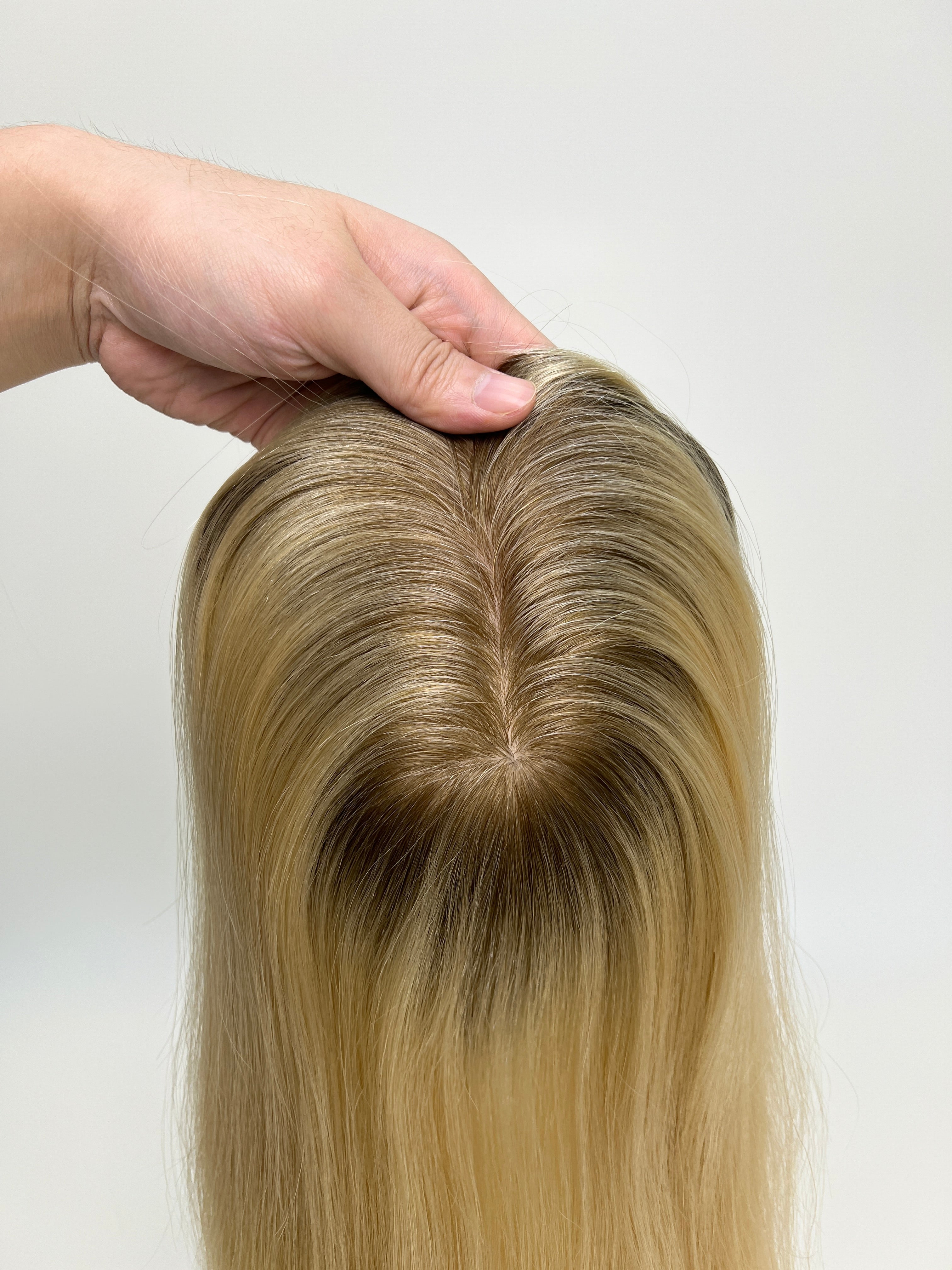 Hair Topper 5.5"x6" | 100% Chinese Remy Human Hair | 16 Inch | Color 8T25