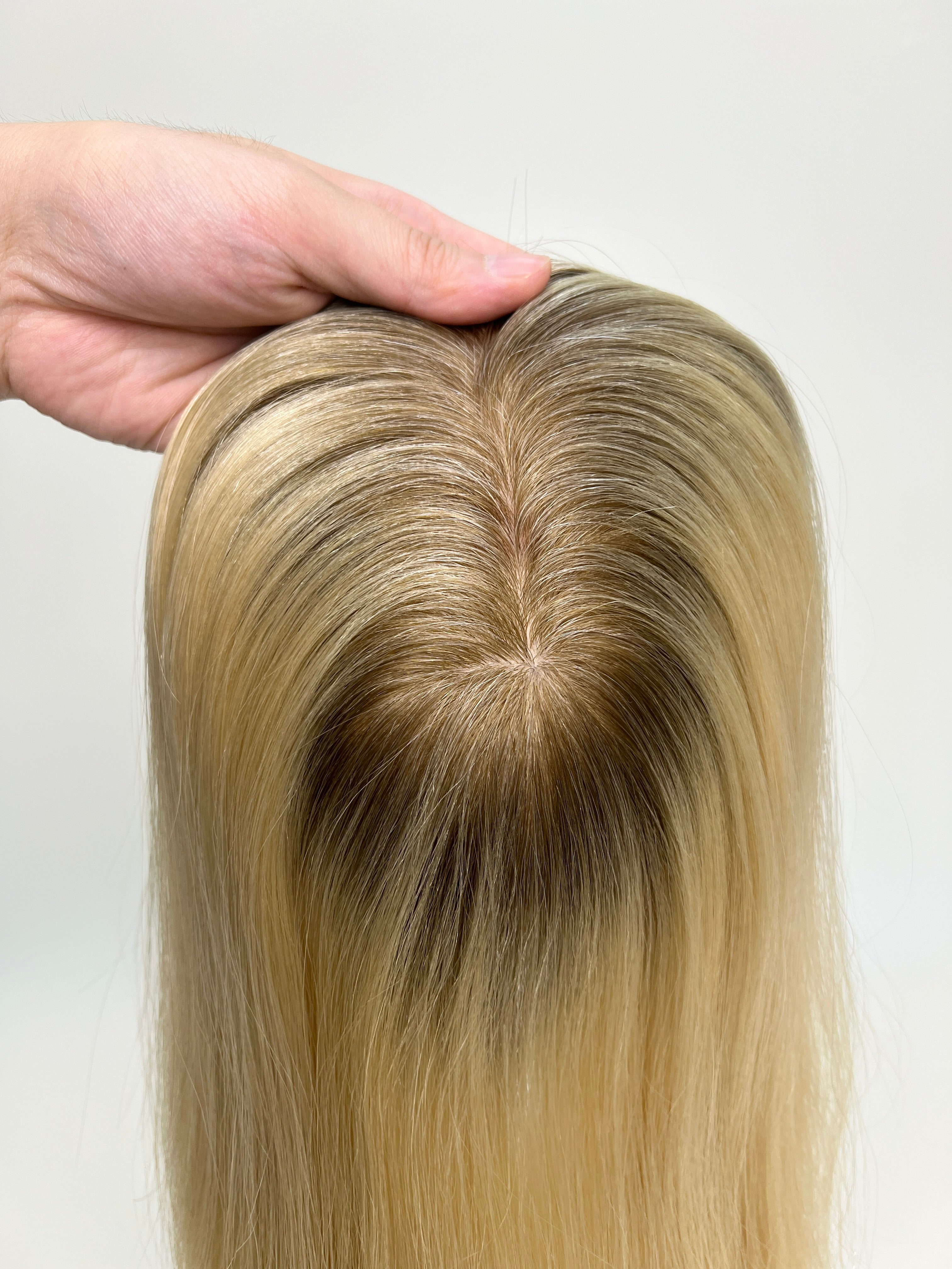 Hair Topper 5.5"x6" | 100% Chinese Remy Human Hair | 16 Inch | Color 8T25